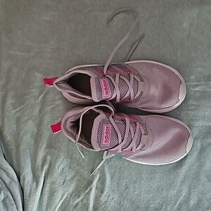 Girls adidas 4 1/2 shoe.
